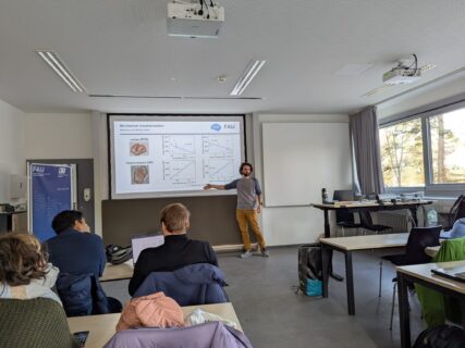 Zum Artikel "Doctoral Researchers’ Seminar by Konstantin Hein (A07) and Jan Hinrichsen (A01)"