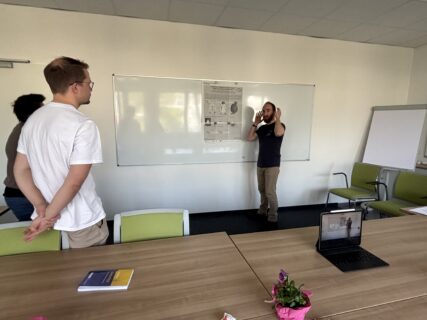 Zum Artikel "From Raw Talks to Better Presentations"